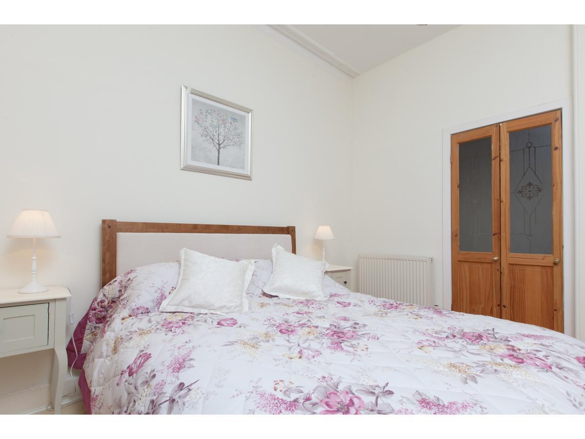 Homely Tenement For 2 Near Botanic Gardens Edinburgh Luaran gambar